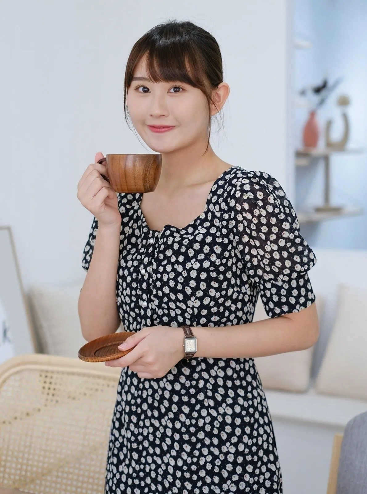碎花小鏤空連衣裙*