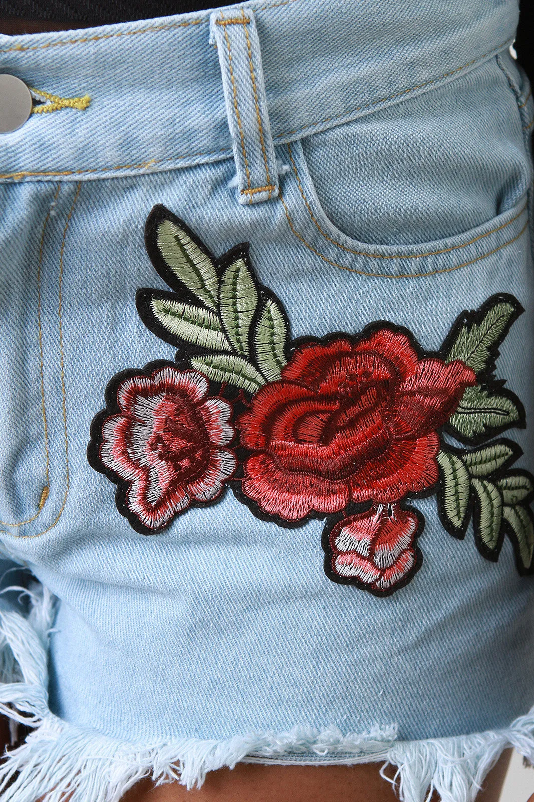 Floral Embroidery Patch Frayed Denim Shorts