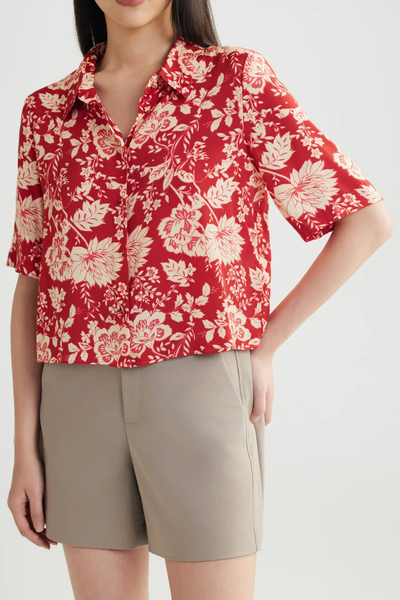 Floral Printed Shirt Collar 
Blouse